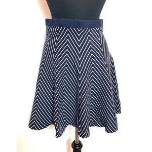 Carmen Marc Valvo Blue Herringbone Knee Length Skirt Size M